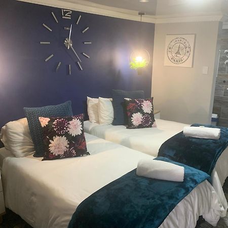 Mitchell'S Guesthouse Паров Экстерьер фото